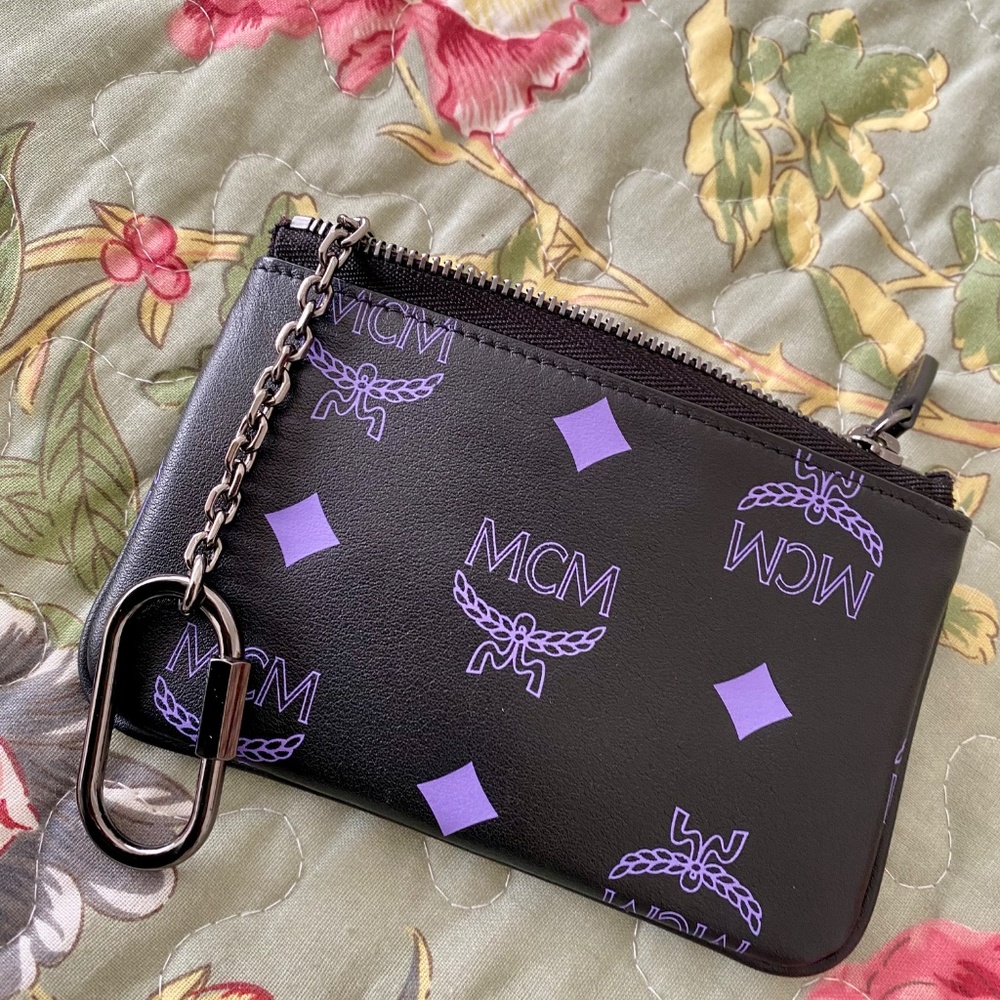MCM Key Pouch - Picture 4 of 8